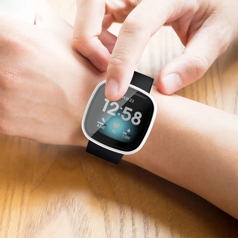 Deksel til Fitbit Versa 3 og Sense heldekkende skjermbeskyttelse